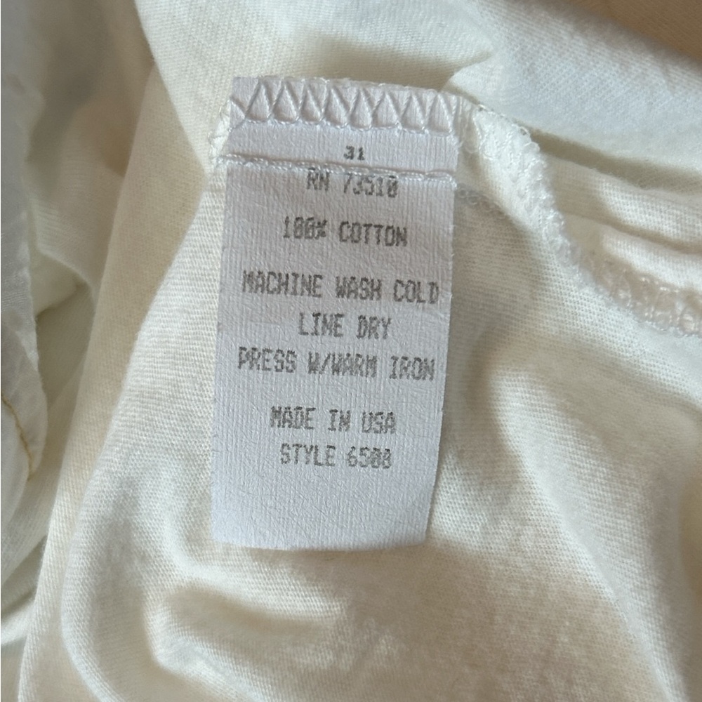 Ivy Jane Women’s Cream Peace Graphic Tee.  NWT  Size L - Picture 8 of 9